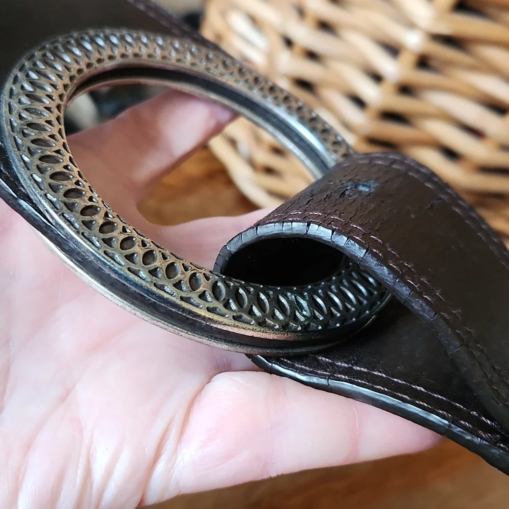 Chicos Silver Metal Wide‎ Brown Belt 36